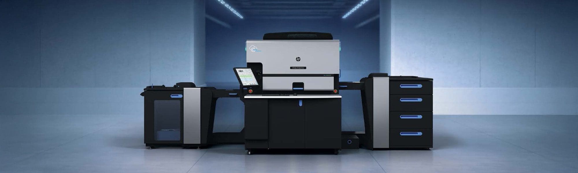 Impressora digital comercial HP Indigo 7K com desempenho robusto para aplicações de impressão versáteis